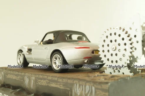BMW Z8 from movie "The world is not enough" 1999, silver, James Bond Modellauto Collection №4 , Altaya 1:43