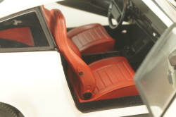 Porsche 911 Carrera Coupe 3.2 1983, white, 100063024, Minichamps 1:18