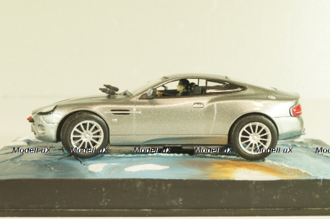 Aston Martin V12 Vanquish from movie "Die another day" 2002, silver, James Bond Modellauto Collection №2, Altaya 1:43