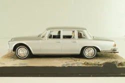 Mercedes-Benz 600 (W100) from movie "On her Majesty's secret service" 1969, silver, James Bond Modellauto Collection #32, Altaya 1:43