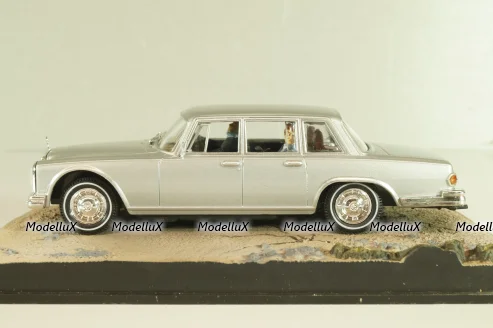 Mercedes-Benz 600 (W100) from movie "On her Majesty's secret service" 1969, silver, James Bond Modellauto Collection #32, Altaya 1:43