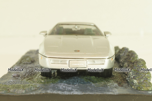 Chevrolet Corvette (C4) from movie "A view to a kill" 1985, silver, James Bond Modellauto Collection #37, Altaya 1:43