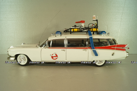 Cadillac Ecto 1 from movie car Ghostbusters with tools, white, W1176, Hot Wheels Elit 1:18