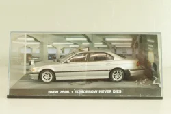 BMW 750iL (E38) from movie "Tomorrow never dies" 1997, silver, James Bond Modellauto Collection #15, Altaya 1:43