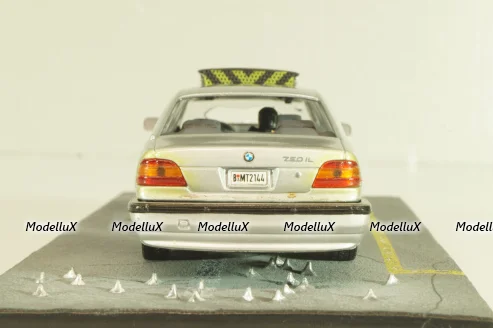 BMW 750iL (E38) from movie "Tomorrow never dies" 1997, silver, James Bond Modellauto Collection #15, Altaya 1:43