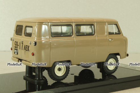 Уаз-450А, пассажирский 1965 г, 145024, DiP Models 1:43