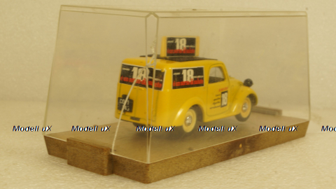 Fiat 500E Belvedere 1951, Brumm 1:43