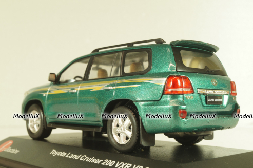 Toyota Land Cruiser 200 VRX V8 2010, green, JC232C, J-Collection 1:43 №2