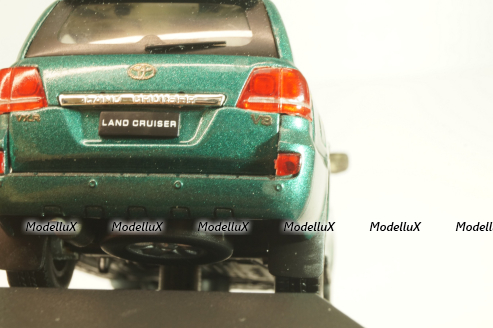 Toyota Land Cruiser 200 VRX V8 2010, green, JC232C, J-Collection 1:43 №2