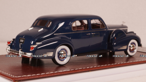Cadillac V16 Series 90 town sedan 1938, GIM004A, GIM 1:43