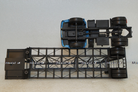 Маз-504 Седельный тягач + Полуприцеп Панелевоз, Киммерия 1:43