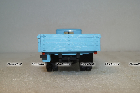 Маз-200 бортовой голубой, Киммерия 1:43