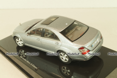 Mercedes S 500 (W221) 2006, grey, B66962221, Autoart 1:43