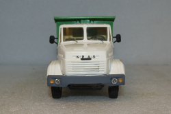 Краз-7133 С4 Самосвал, зеленый, Киммерия 1:43