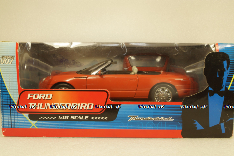 Ford Thunderbird  James Bond 007 Die Another day, 10013 Minichamps 1:18