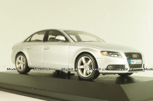 Audi A4 3.2 quattro (B8) sedan 2008, silver, 5010704113, Minichamps 1:43