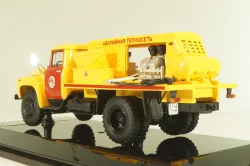 ПКС-130 Аварийная теплосеть на шасси Зил-130 1986, желтый, 113012, DiP Models 1:43