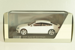 Audi A5 3.2 quattro (8T) Sportback 2009, white, 5010905013, Schuco 1:43