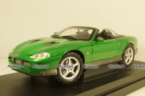 Jaguar XKR Roadster  James Bond 007 Die Another day, 33850 Joy Ride 1:18
