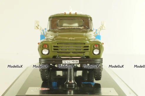 АЦПТ-4,1 автомобиль-цистерна "Молоко"  на шасси Зил-130 1986 г., хаки/берый, 113019, DiP Models 1:43