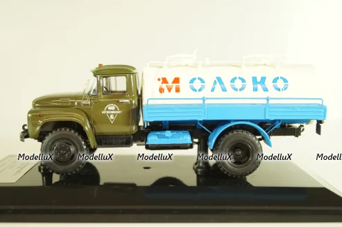 АЦПТ-4,1 автомобиль-цистерна "Молоко"  на шасси Зил-130 1986 г., хаки/берый, 113019, DiP Models 1:43