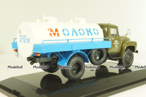 АЦПТ-4,1 автомобиль-цистерна "Молоко"  на шасси Зил-130 1986 г., хаки/берый, 113019, DiP Models 1:43