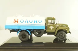 АЦПТ-4,1 автомобиль-цистерна "Молоко"  на шасси Зил-130 1986 г., хаки/берый, 113019, DiP Models 1:43