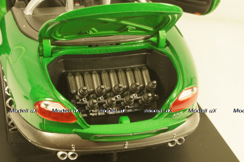 Jaguar XKR Roadster  James Bond 007 Die Another day, 33850 Joy Ride 1:18