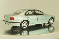 BMW 525i sedan (E39) 1995, light green, 80429419980, Schabak 1:43