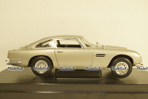 Aston Martin DB5 1965 James Bond 007 Goldfinger, 33754E, Joy Ride 1:18