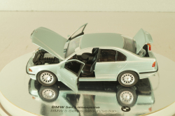 BMW 525i sedan (E39) 1995, light green, 80429419980, Schabak 1:43