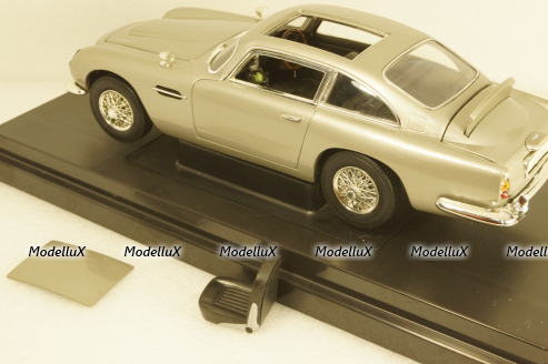 Aston Martin DB5 1965 James Bond 007 Goldfinger, 33754E, Joy Ride 1:18