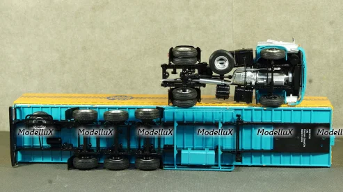 Лиаз 110 с полуприцепом МАЗ-9758, PCL47081, Premium Classixxs 1:43