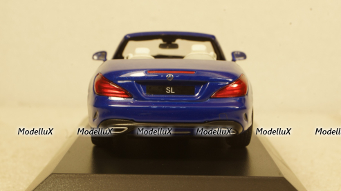Mercedes SL (R231), blue Hardtop liegt by, Facelift, Spark 1:43