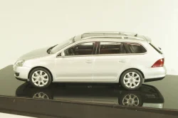 Volkswagen Golf V Variant 2003, silver, 1K9099300A7W, AutoArt 1:43