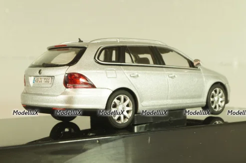 Volkswagen Golf V Variant 2003, silver, 1K9099300A7W, AutoArt 1:43