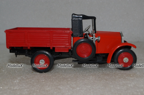 Амо-Ф-15, красный, Арек 1:43