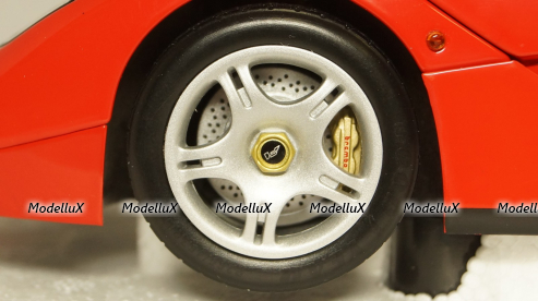 McLaren F1 Road Car 1993 red, 530133422, Minichamps 1:18
