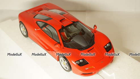 McLaren F1 Road Car 1993 red, 530133422, Minichamps 1:18