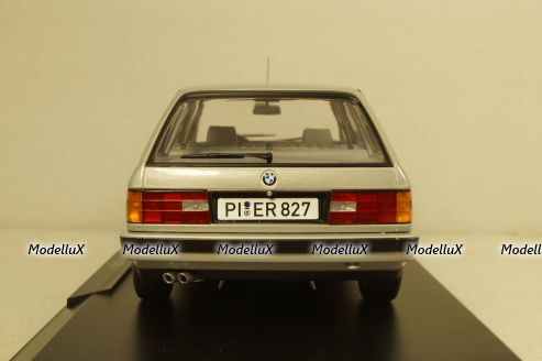 BMW 325 touring 1991 silver, 183216, Norev 1:18