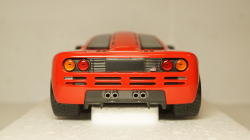 McLaren F1 Road Car 1993 red, 530133422, Minichamps 1:18