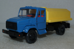 Зил-4331, автоцистерна 1988г., з-д Вега 1:43