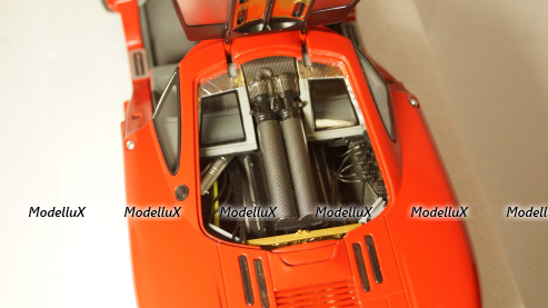 McLaren F1 Road Car 1993 red, 530133422, Minichamps 1:18