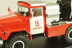 АГВТ-100 (131) пожарный газоводяного тушения на шасси Зил-131, SSM1118, SSM 1:43