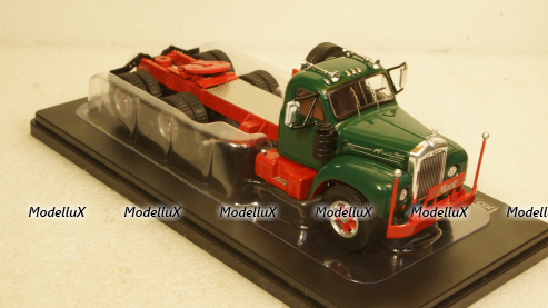 Mack B 61 1953 Green, TR104, IXO 1:43