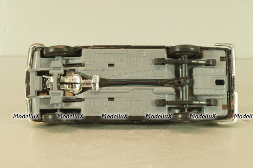 International Lonestar 2010 metallic dark red, TR103, IXO 1:43 Уценка!