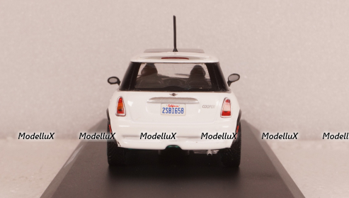 Mini Cooper S 2003 "Ограбление по-итальянски", Greenlight 1:43