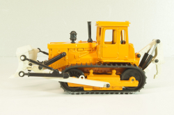 ДЗ-109Б Бульдозер, оранжевый, Тантал/Радон 1:43