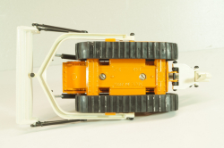 ДЗ-109Б Бульдозер, оранжевый, Тантал/Радон 1:43