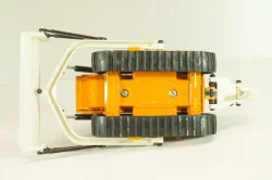 ДЗ-109Б Бульдозер, оранжевый, Тантал/Радон 1:43